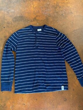 Todd Snyder Navy and White Striped Henley Crewneck Sweater Medium M